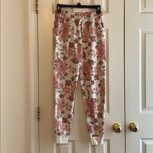 XS floral joggers